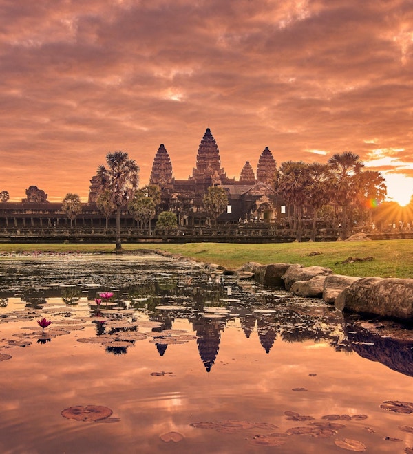 Utsikt over Angkor Wat ved soloppgang, Arkeologisk park i Siem Reap, Kambodsja UNESCOs verdensarvsted Visning av Angkor Wat ved soloppgang, Arkeologisk park i Siem Reap, Kambodsja UNESCOs verdensarvliste