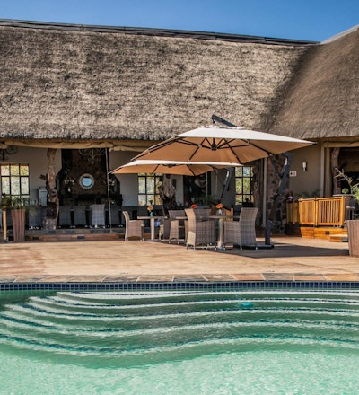 Sydafrika sebatana safari lodge pool header1