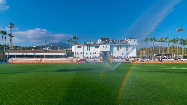 Marbella Football Center med läktare