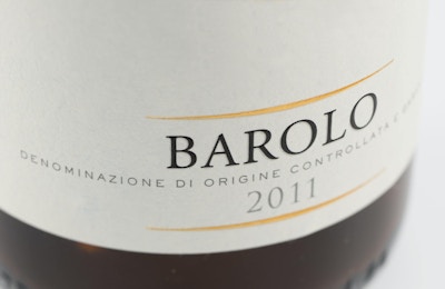 Istock 000078709893 vin barolo italia