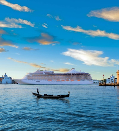 Venezia italia marina oceania cruises