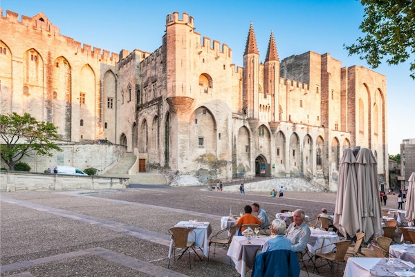 Påvenpalatset i Avignon som blev bostaden för påven 1309. Slottet upptar ett område på 2,6 tunnland. 5 september 2011 Avignon.
