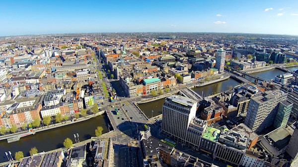 Dublins centrum flygfoto, O'Connell bro, Dublin, Irland