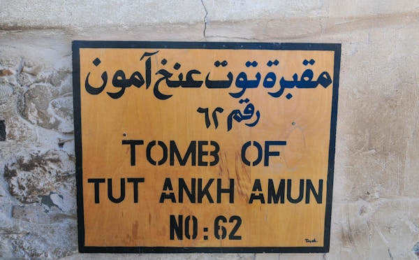 Tecken som indikerar Tut Ankh Amuns grav, Kungarnas dal, Egypten