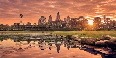 Utsikt over Angkor Wat ved soloppgang, Arkeologisk park i Siem Reap, Kambodsja UNESCOs verdensarvsted Visning av Angkor Wat ved soloppgang, Arkeologisk park i Siem Reap, Kambodsja UNESCOs verdensarvliste