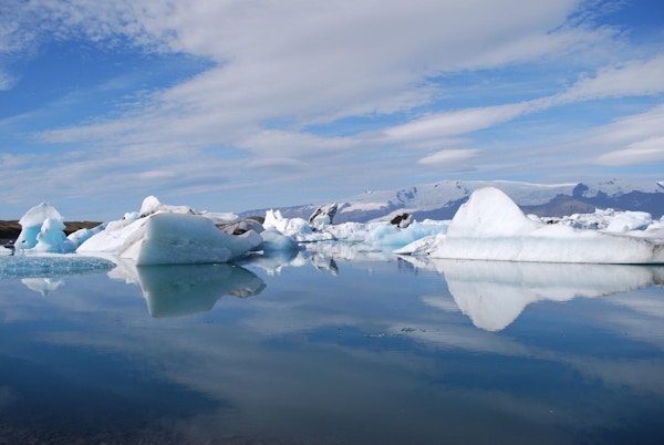Isberg glaciarlagunen