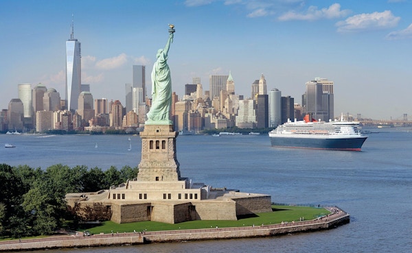 Qm2 nyc