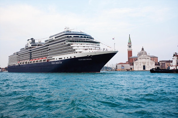 Holland america line nieuw amsterdam na10 08898