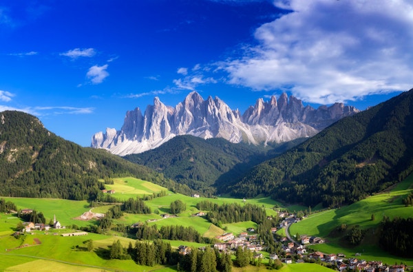 Italien, Dolomiterna, Val di Funes, Villnöss