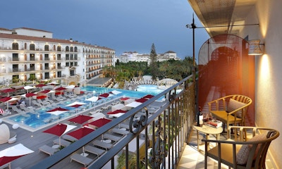 hard-rock-hotel-marbella-pool