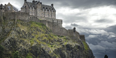 Edinburgh slott i Skottland.